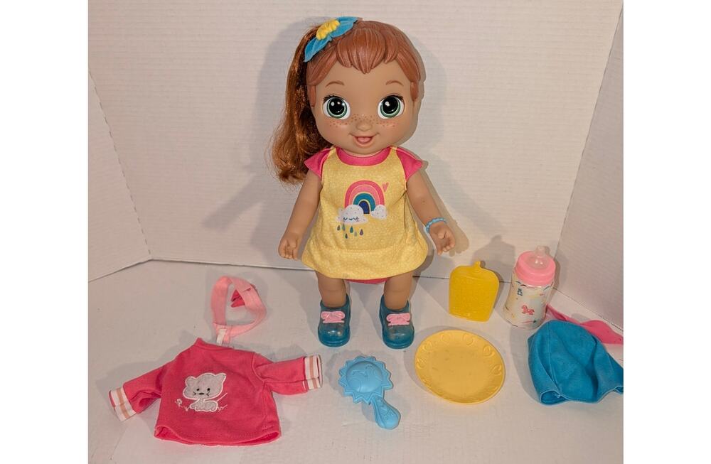 Baby Alive Baby Grows up Doll Merry Meadow Doll Accessories Works Talks
